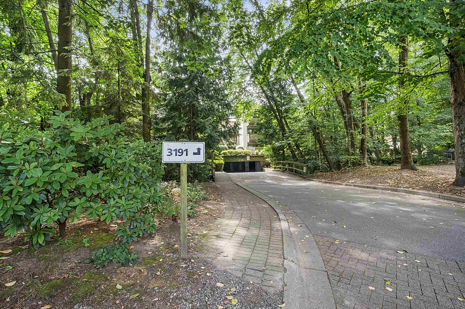 105 3191 Mountain Highway North Vancouver, BC - 29