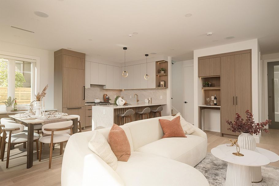 2 470 W 20 Avenue Vancouver, BC - 6