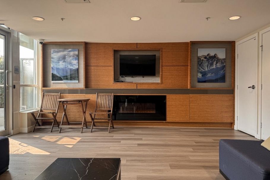 321 135 E 17th Street North Vancouver, BC - 31