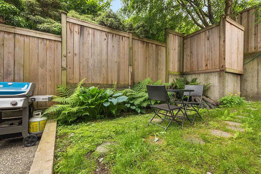 104 1330 Graveley Street Vancouver, BC - 9