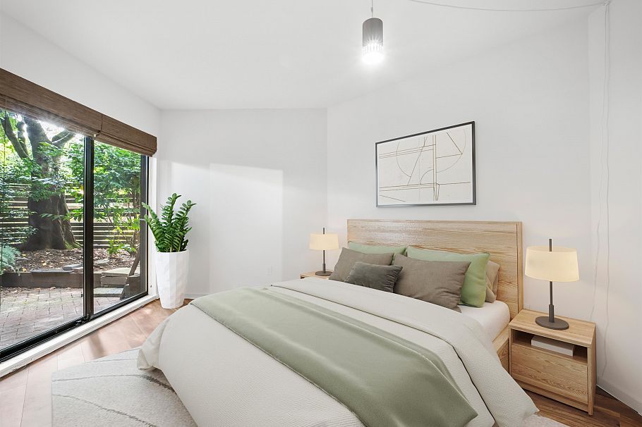 105 3191 Mountain Highway North Vancouver, BC - 12