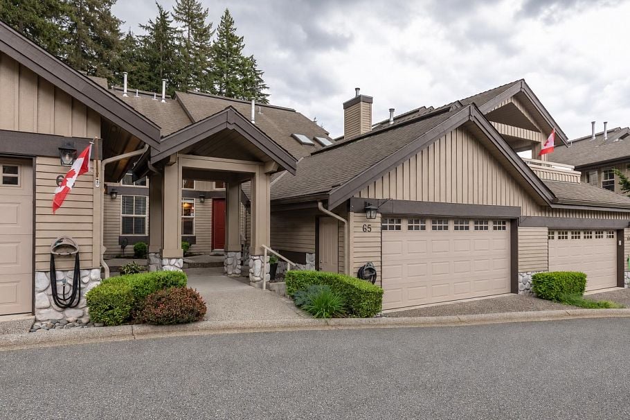 65 1550 Larkhall Crescent North Vancouver, BC - 3