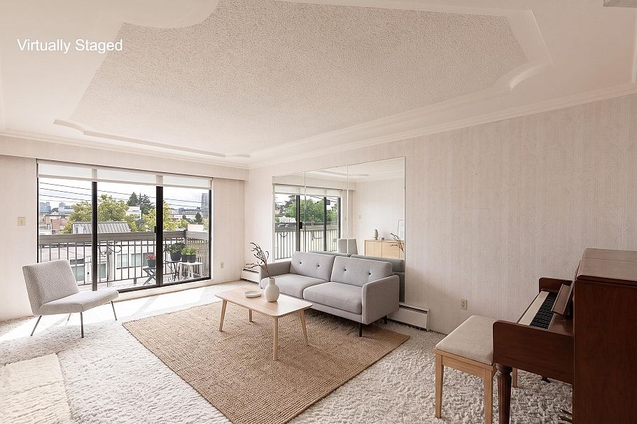 305 2080 Maple Street Vancouver, BC - 1