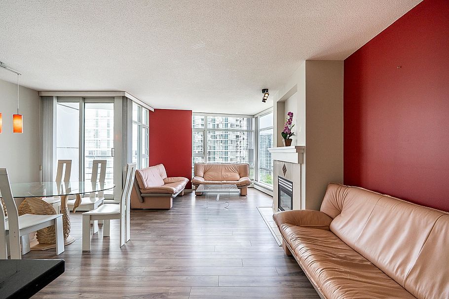2303 1199 Marinaside Crescent Vancouver, BC - 8