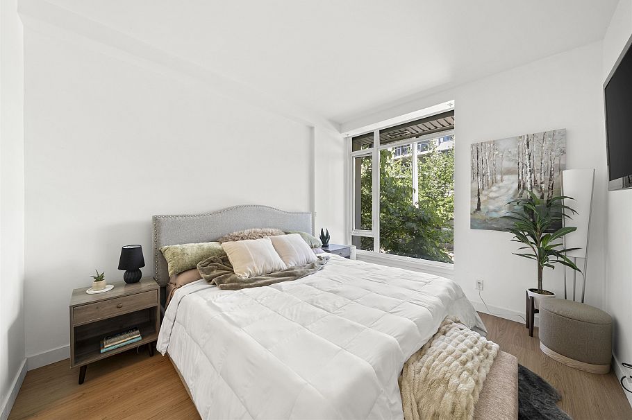 70 W 1st Avenue Vancouver, BC - 12
