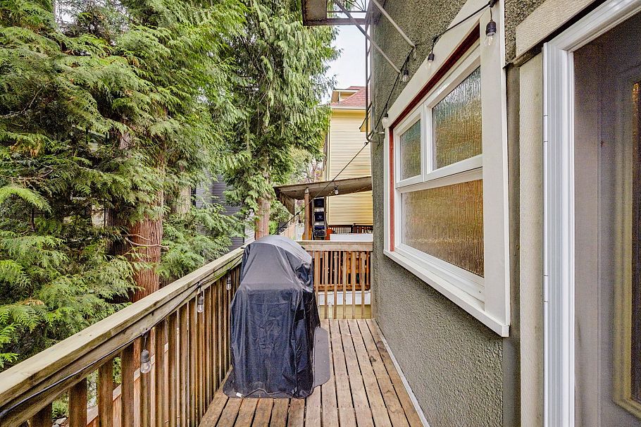 971 Nicola Street Vancouver, BC - 27