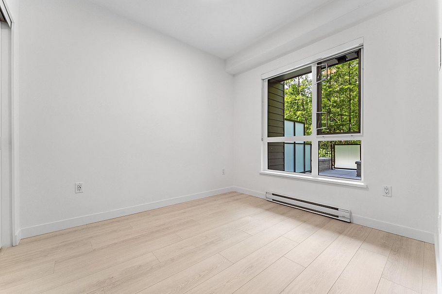 209 3594 Malsum Drive North Vancouver, BC - 19