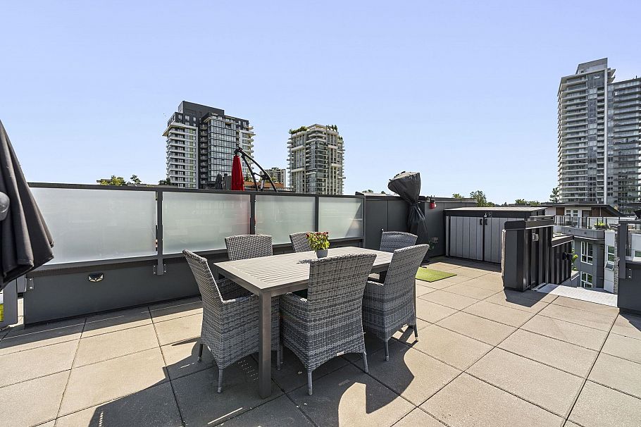 153 2060 Curling Road North Vancouver, BC - 24