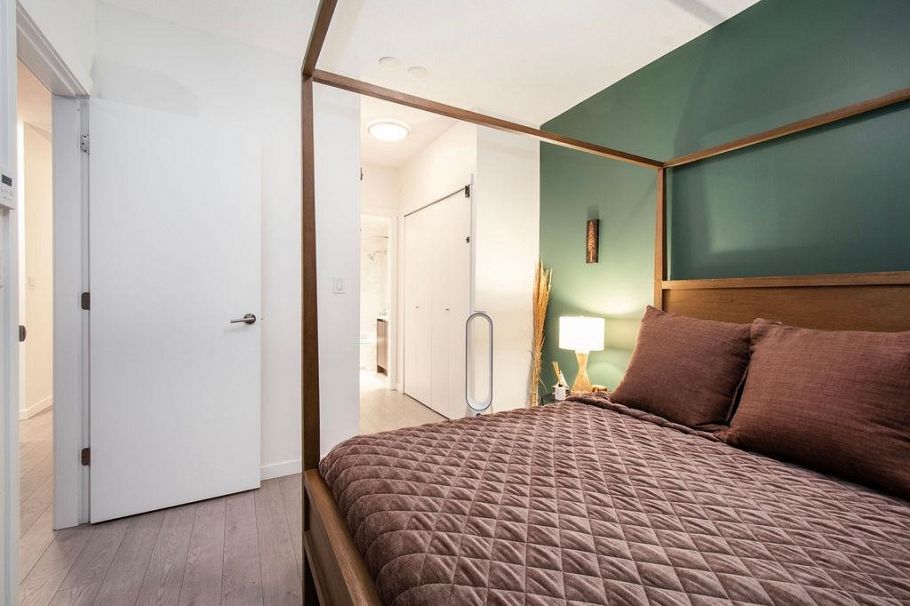 206 135 W 2nd Street North Vancouver, BC - 17