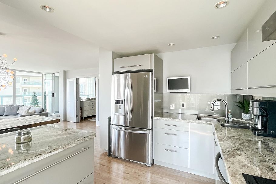 701 120 W 2nd Street North Vancouver, BC - 9