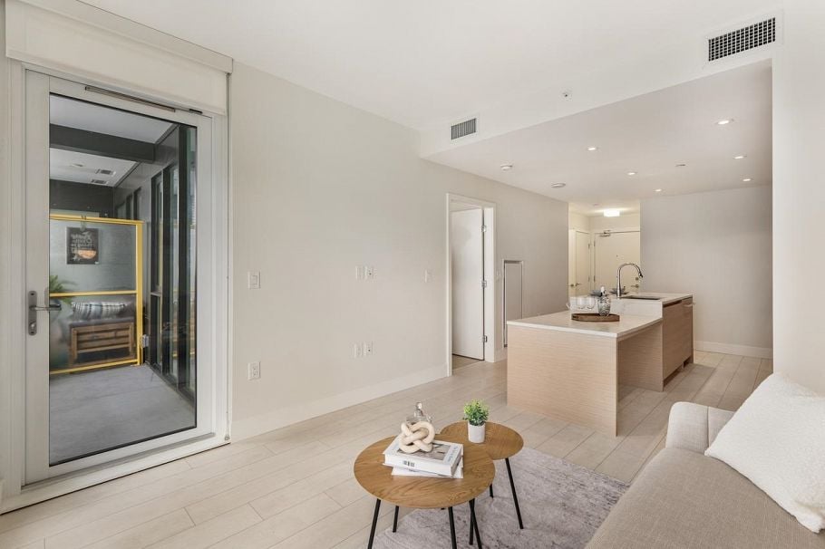 555 8575 Rivergrass Drive Vancouver, BC - 5