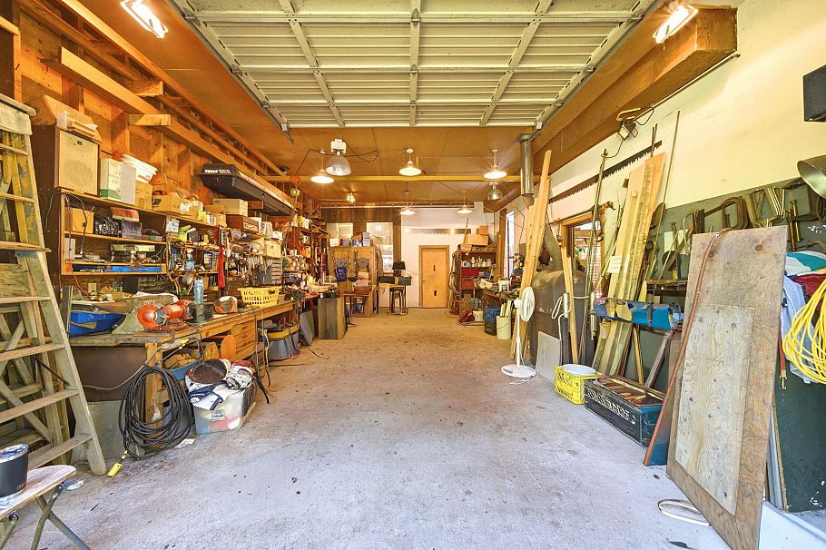 5481 Indian River Drive North Vancouver, BC - 32
