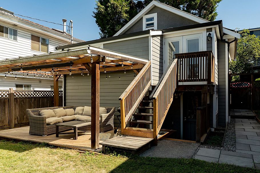 4883 Beatrice Street Vancouver, BC - 21