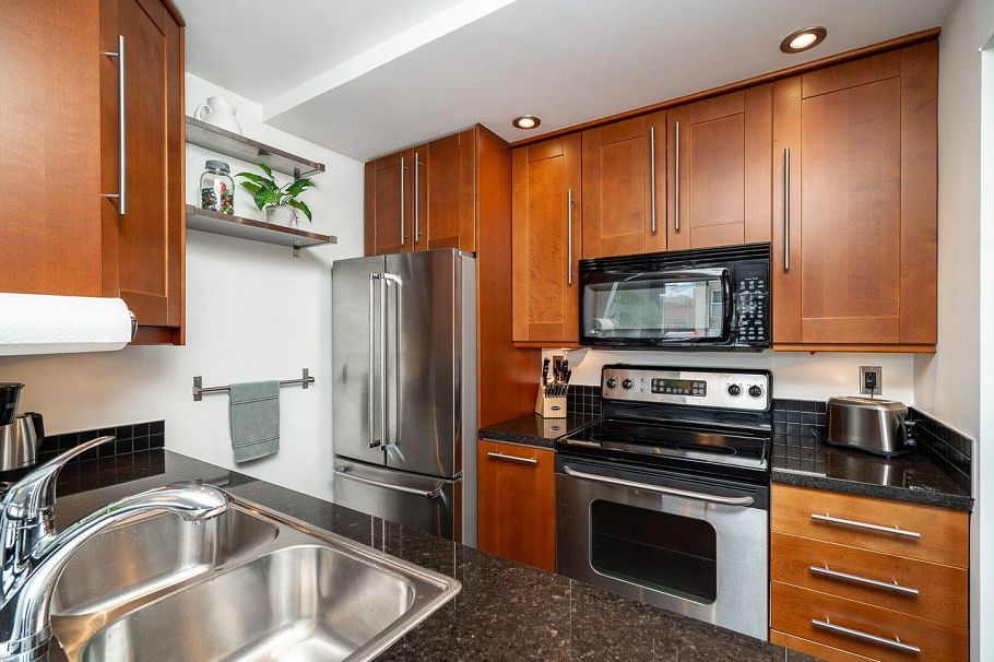 104 2412 Alder Street Vancouver, BC - 10