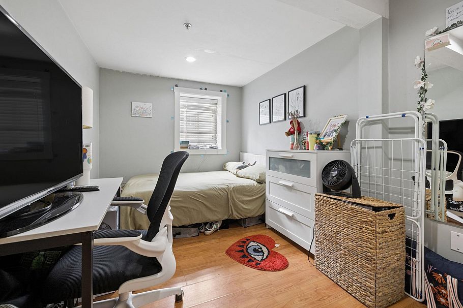 971 Nicola Street Vancouver, BC - 32