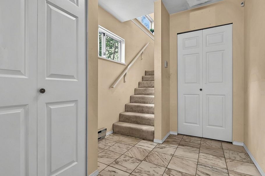 14 4157 Sophia Street Vancouver, BC - 3