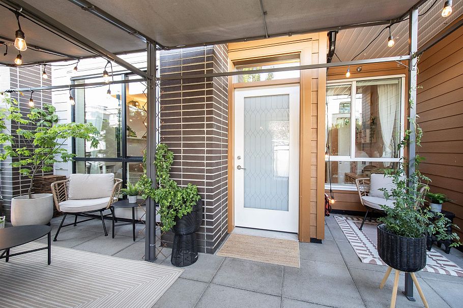 111 615 E 3rd Street North Vancouver, BC - 4