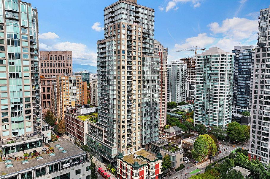 702 888 Homer Street Vancouver, BC - 29