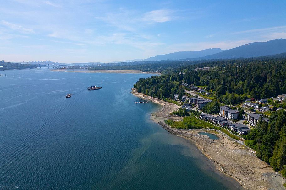 305 3873 Cates Landing Way North Vancouver, BC - 32