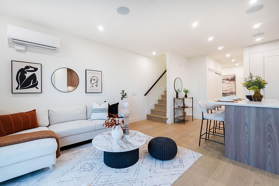 103 1550 E 3rd Avenue Vancouver, BC - 9