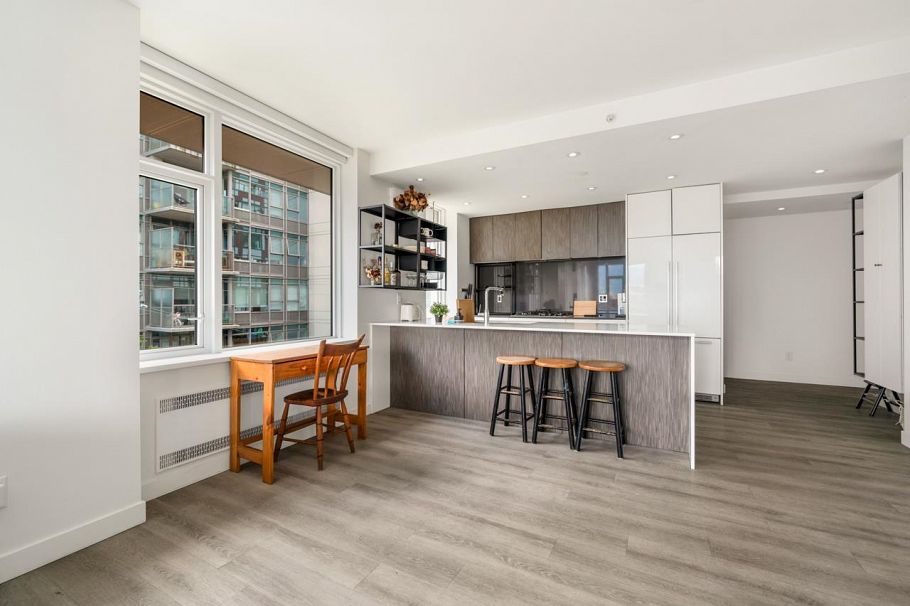 406 209 E 7th Avenue Vancouver, BC - 9