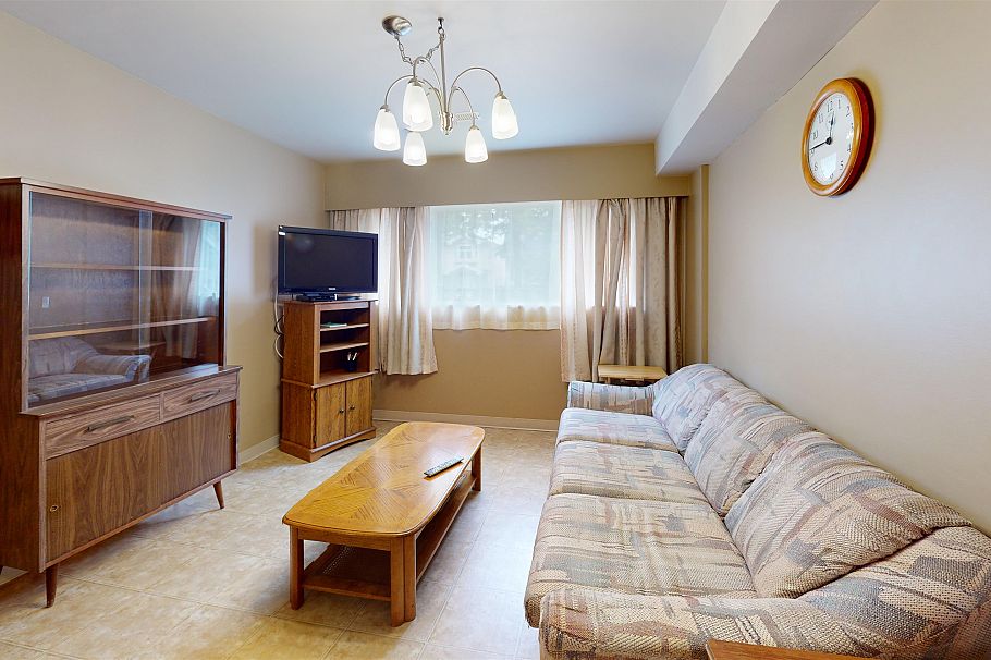 2540 E 25th Avenue Vancouver, BC - 26