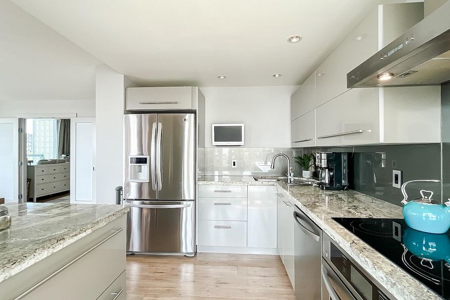 701 120 W 2nd Street North Vancouver, BC - 8
