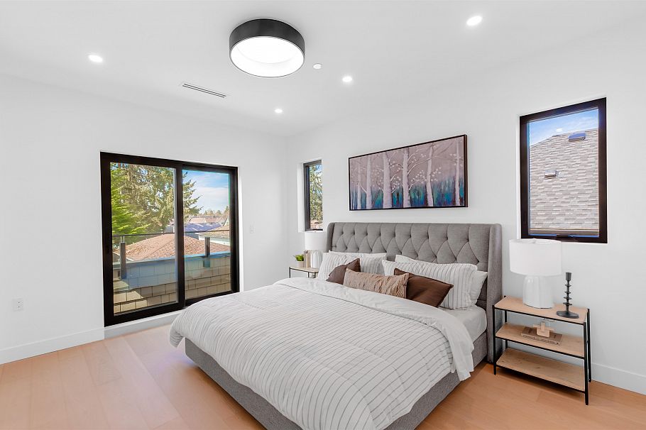 1605 E 21st Avenue Vancouver, BC - 24