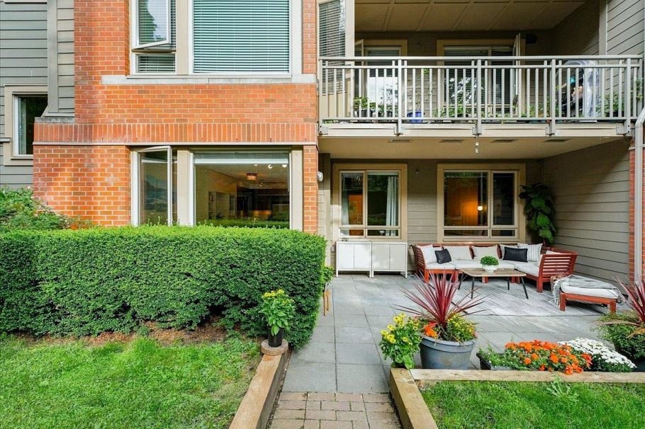 G11 139 W 22nd Street North Vancouver, BC - 2