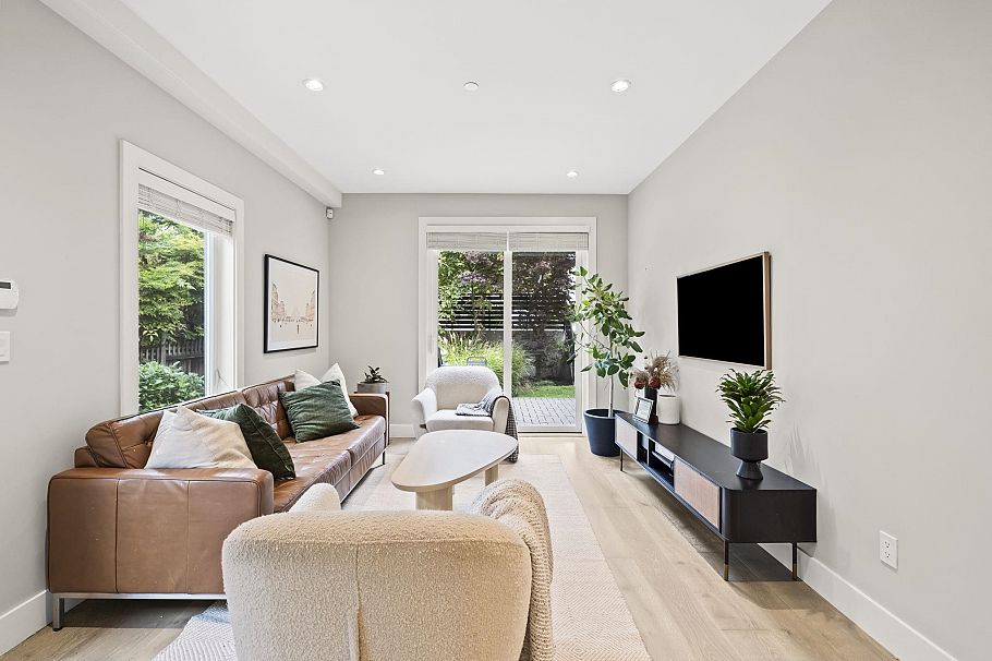 2 233 W 5th Street North Vancouver, BC - 7