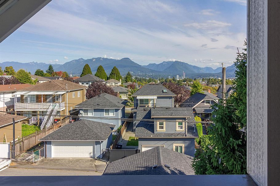 3063 Graveley Street Vancouver, BC - 21