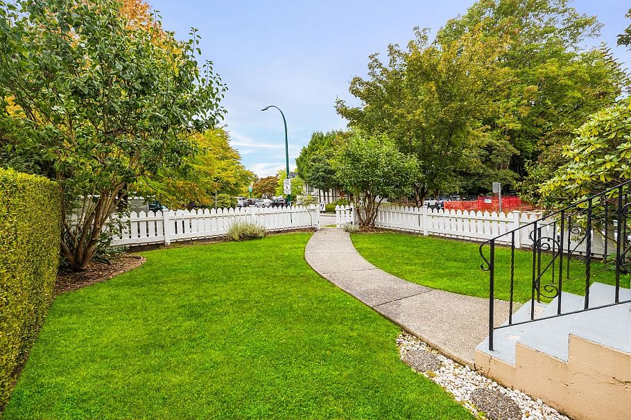 404 W 18th Avenue Vancouver, BC - 6