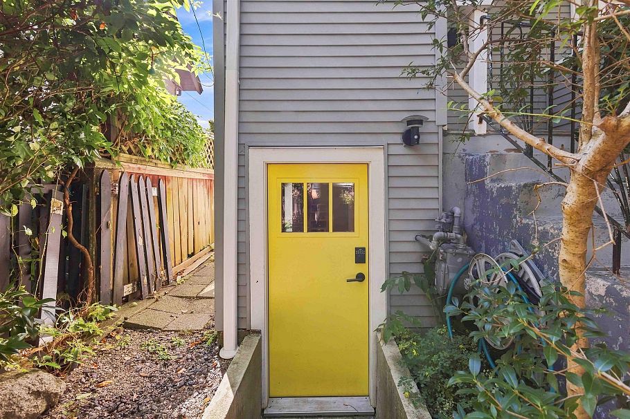 2764 Dundas Street Vancouver, BC - 23