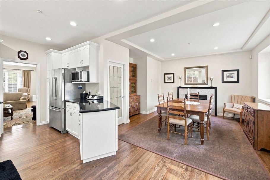 3493 Oxford Street Vancouver, BC - 12