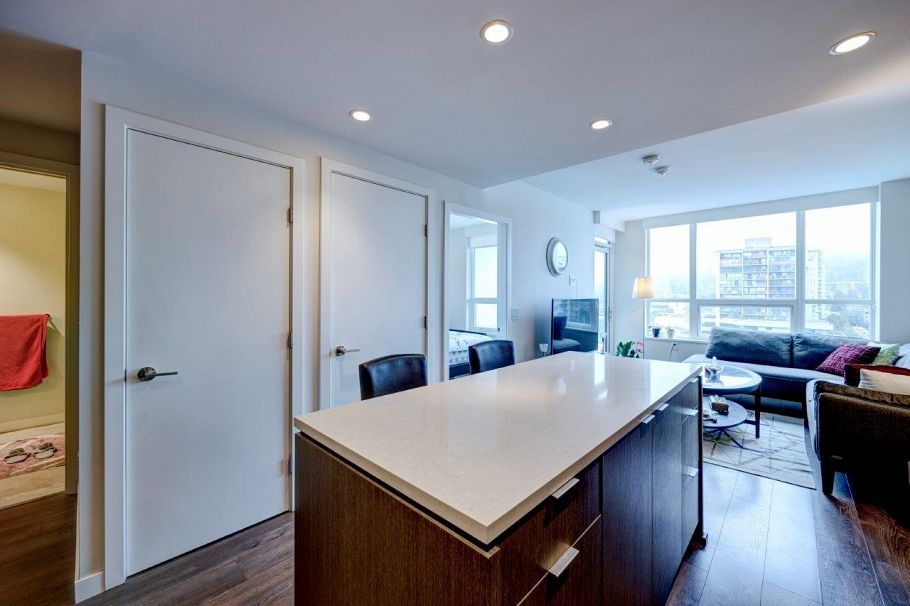 908 125 E 14th Street North Vancouver, BC - 6