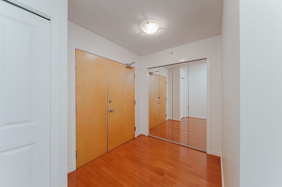 317 1425 W 6th Avenue Vancouver, BC - 28