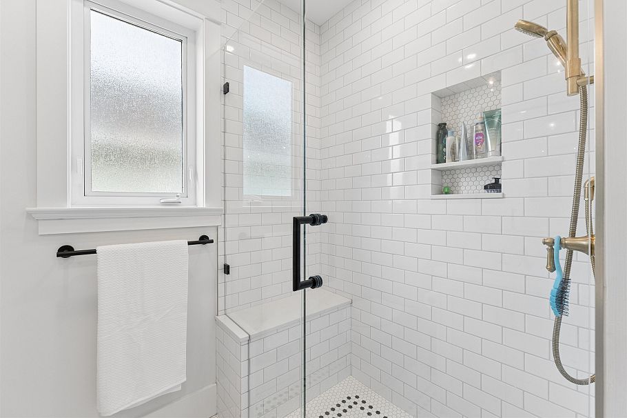 1250 E 11th Avenue Vancouver, BC - 19