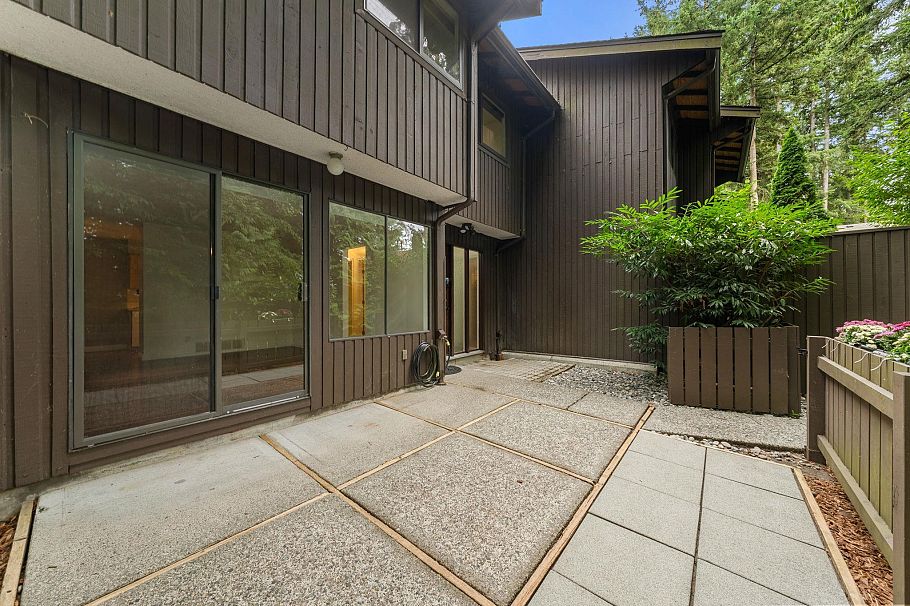 1828 Purcell Way North Vancouver, BC - 9