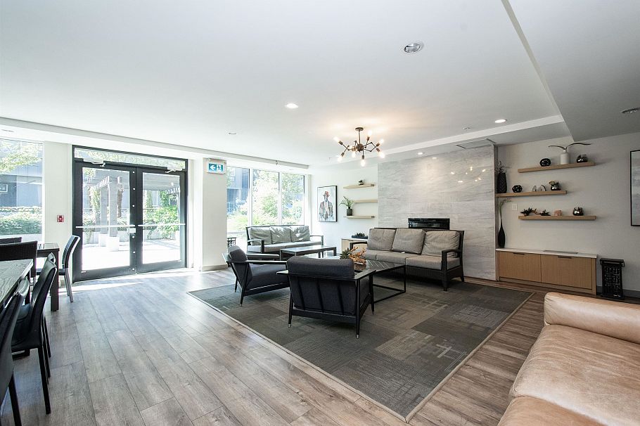 111 615 E 3rd Street North Vancouver, BC - 26