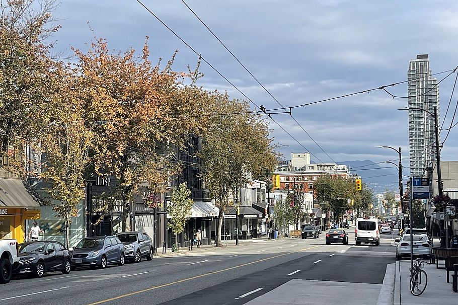 404 1405 W 15th Avenue Vancouver, BC - 21
