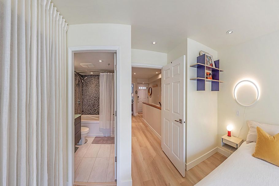 246 2565 W Broadway Street Vancouver, BC - 20