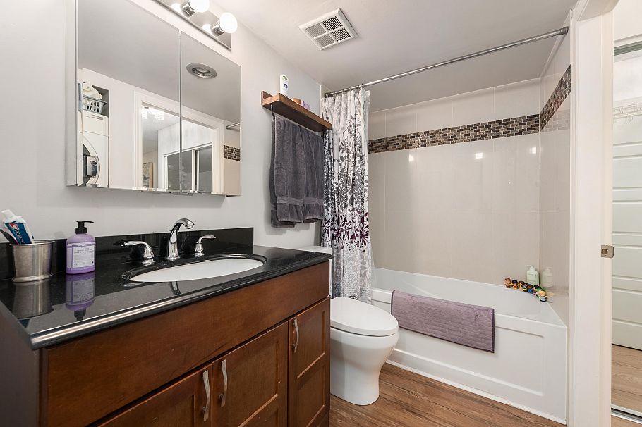 104 1330 Graveley Street Vancouver, BC - 22