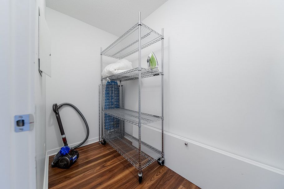 301 689 Abbott Street Vancouver, BC - 19