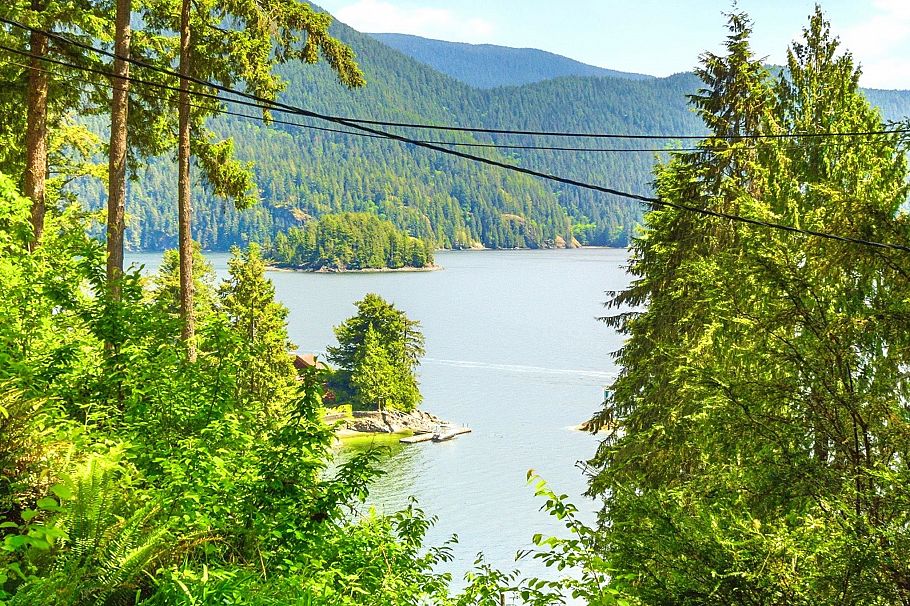 5481 Indian River Drive North Vancouver, BC - 35
