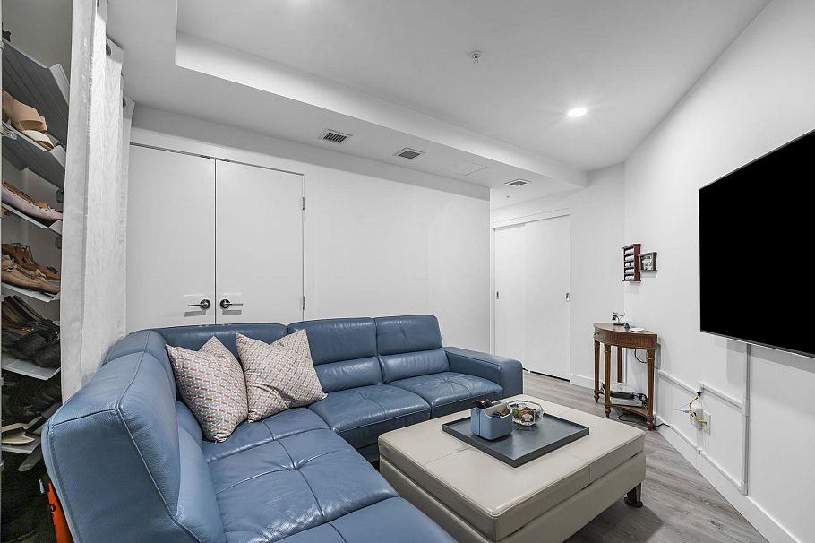 153 2060 Curling Road North Vancouver, BC - 22