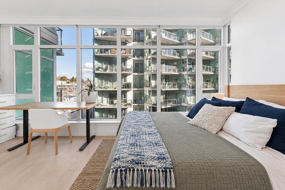 409 185 Victory Ship Way North Vancouver, BC - 15