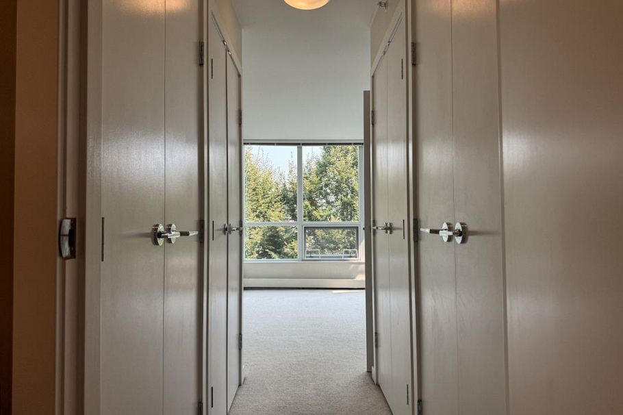 321 135 E 17th Street North Vancouver, BC - 25