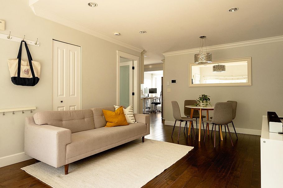 4883 Beatrice Street Vancouver, BC - 5