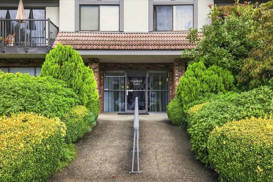 207 236 W 2nd Street North Vancouver, BC - 29