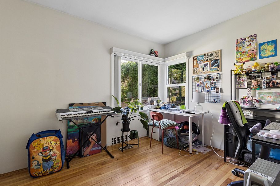 1441 W 49th Avenue Vancouver, BC - 30